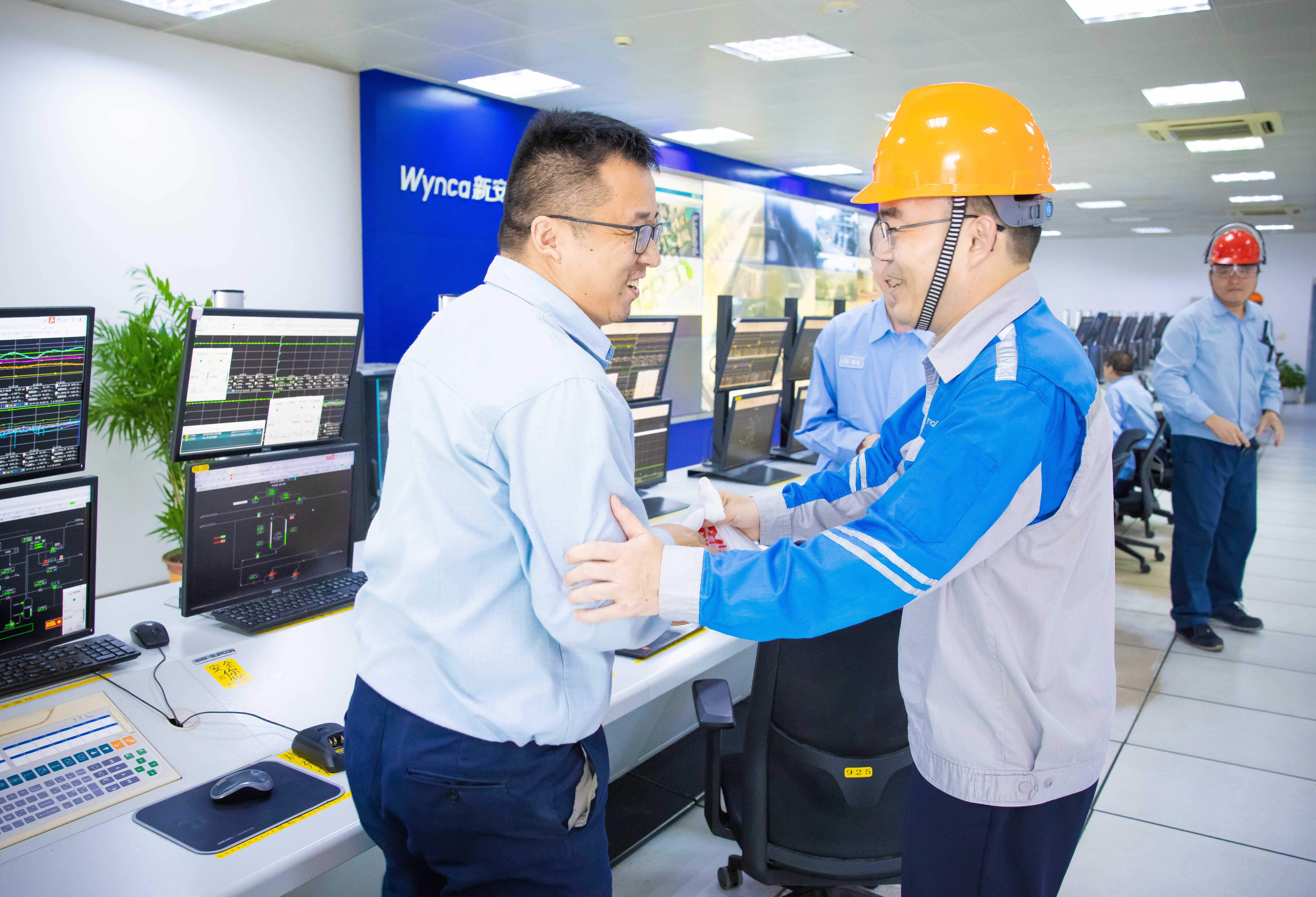 16909559572093723Fs7.jpg 16909559572093723Fs7.jpg