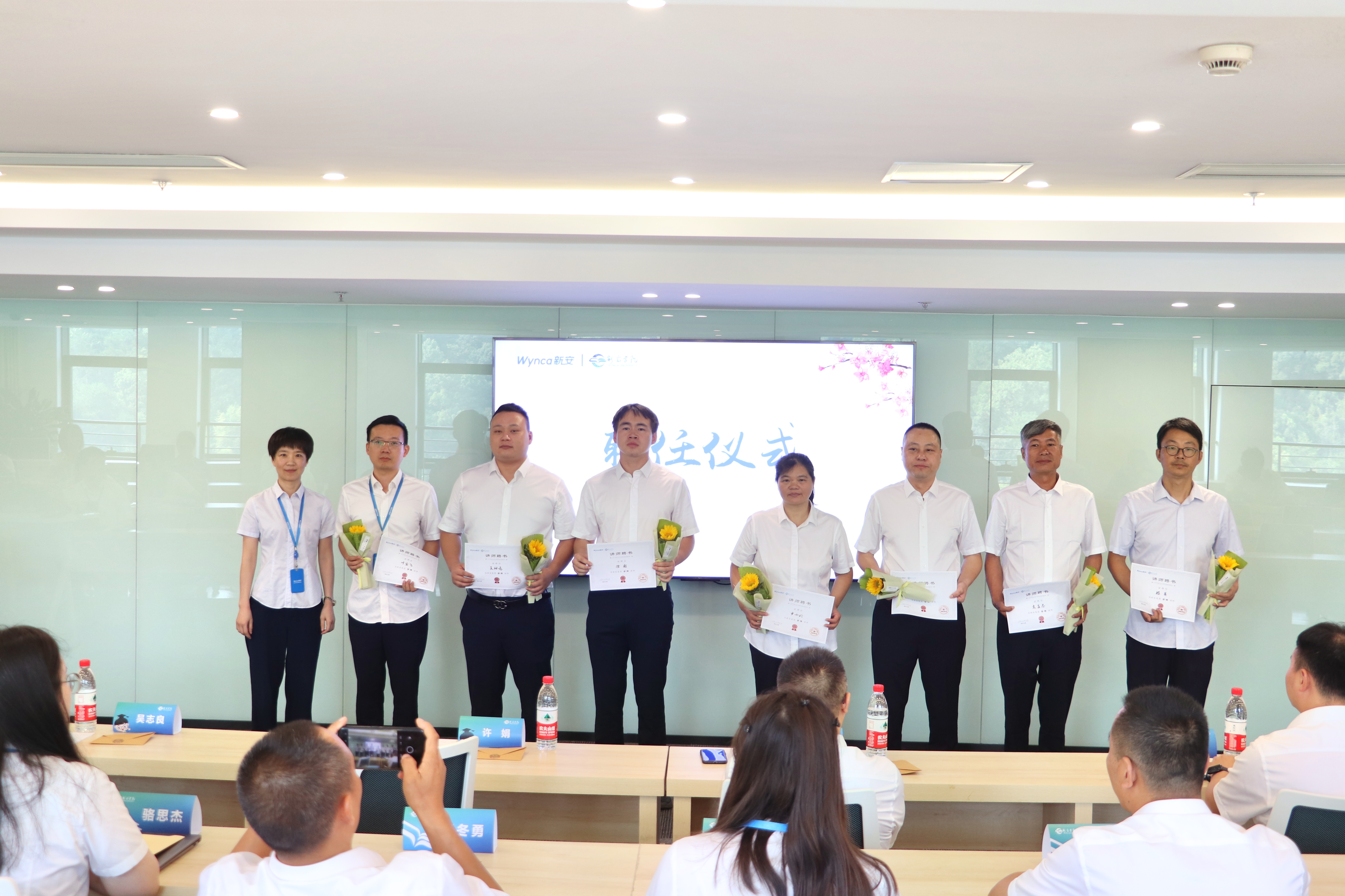 1694488484429772xffX.jpg 1694488484429772xffX.jpg