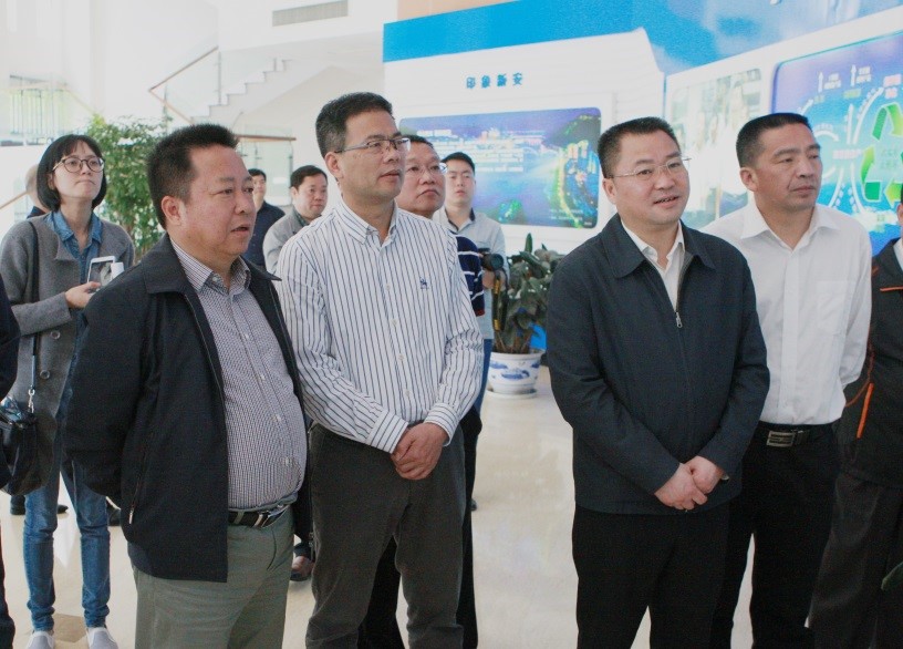 1493195763734015QGIX.jpg 11.jpg